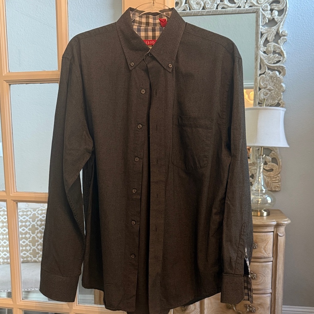 Izod  Dark Gray Button-Down Shirt Size M
